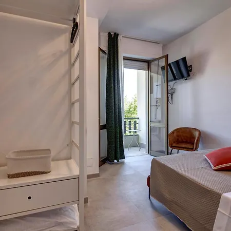 Palazzo Belvedere Hotel *